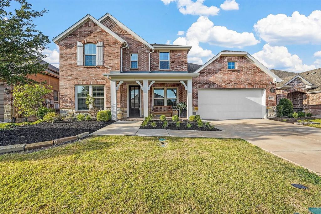 1609 Cedar Crest Drive, Forney