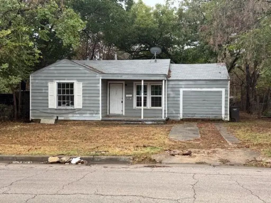 3532 Pioneer Street, Fort Worth
