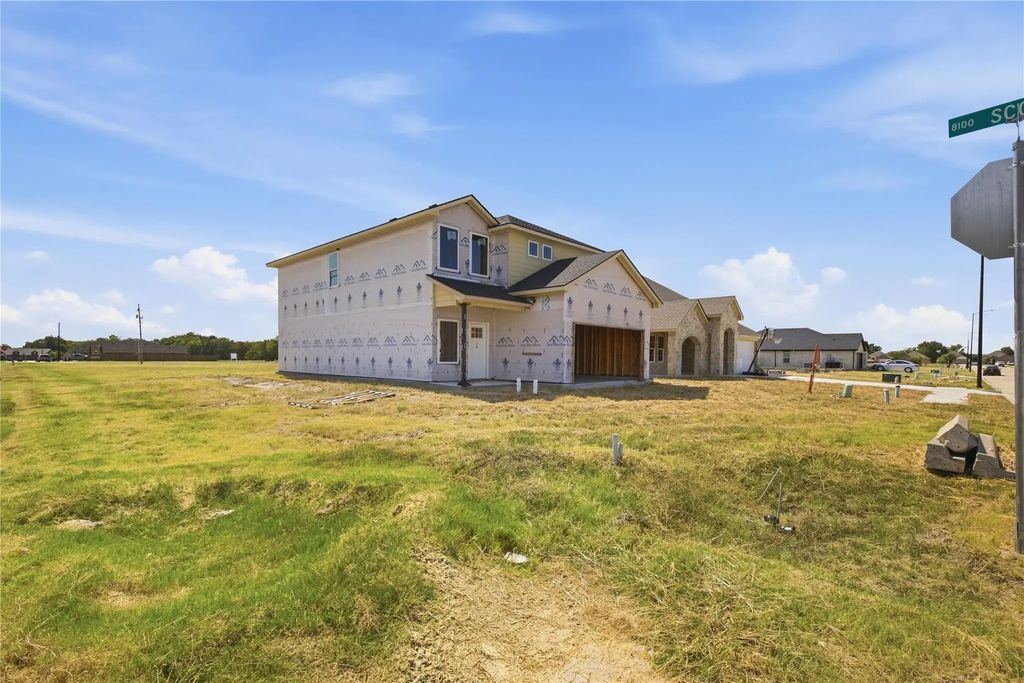 601 Greyson Lane, Greenville