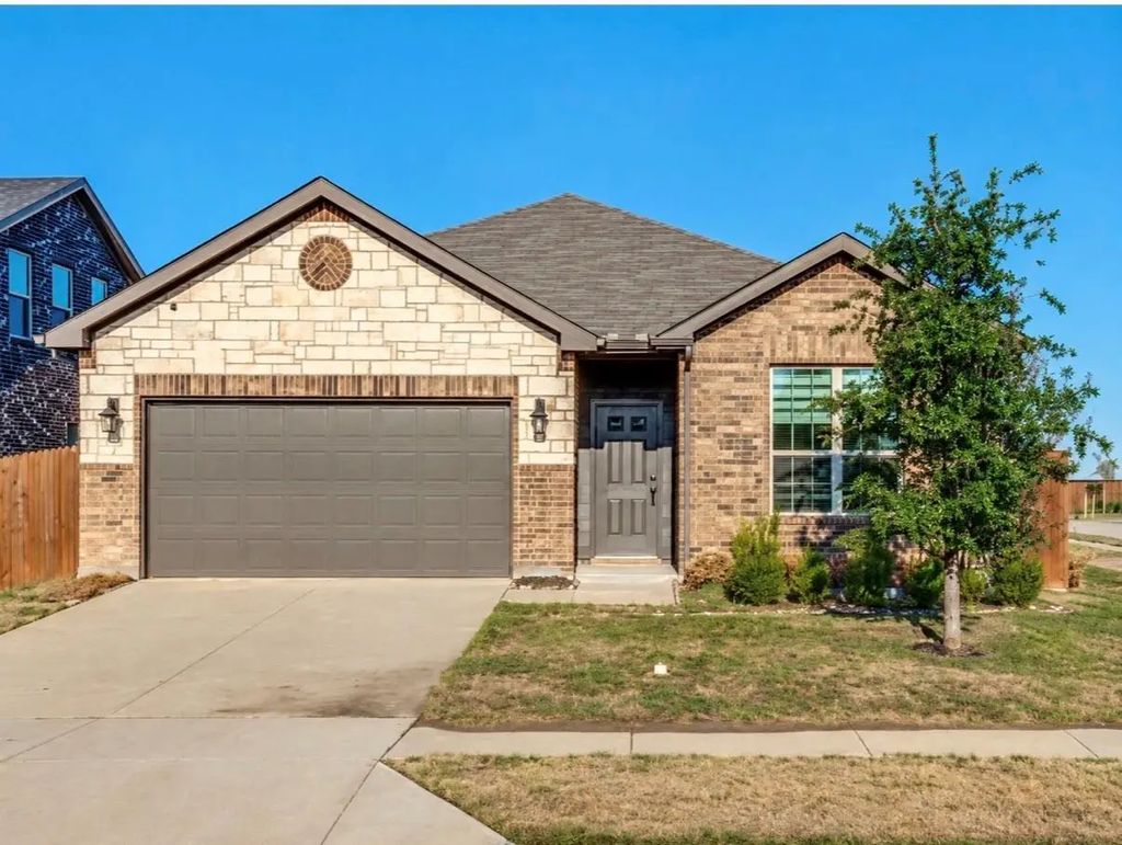 3825 S Courtney Court, Heartland