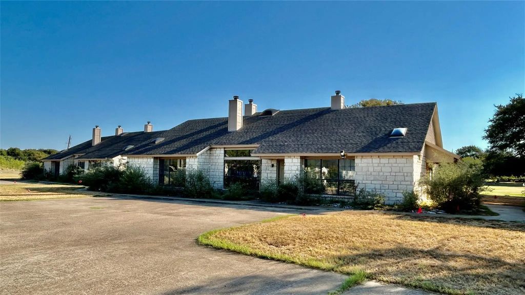 17099 Trailwood Drive 14-28, Whitney