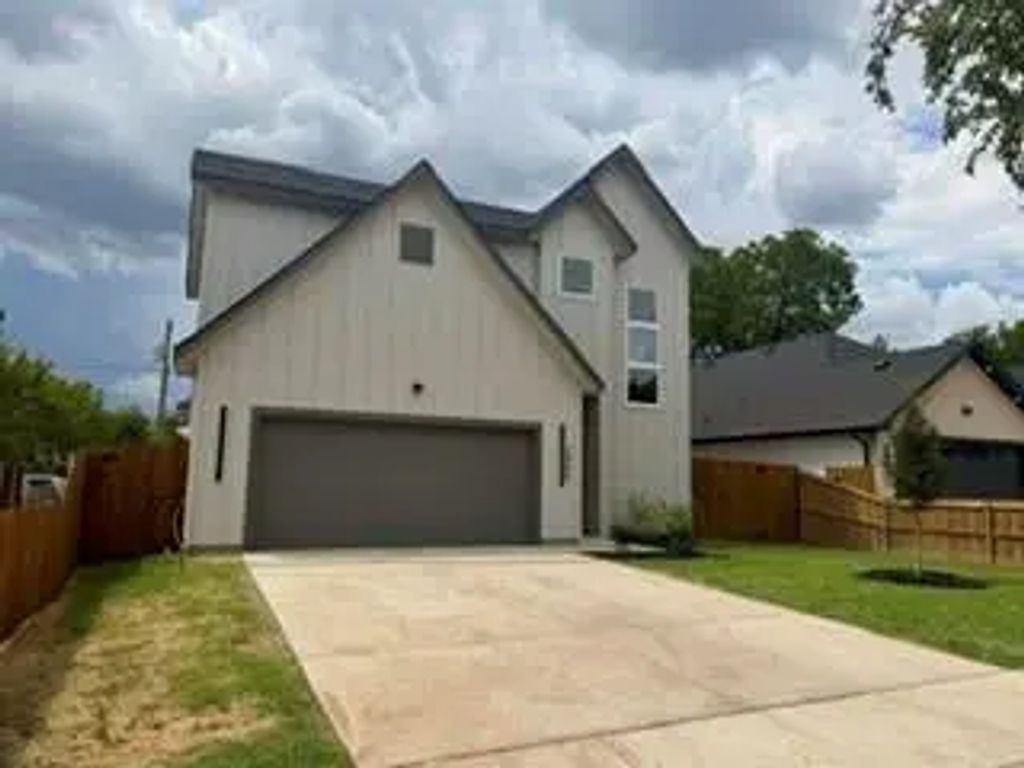 2943 Alaska Avenue, Dallas