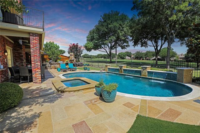 1204 Hills Creek Drive, McKinney