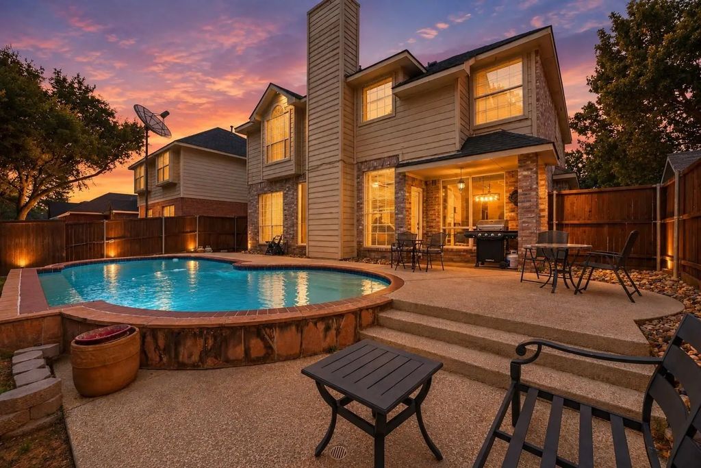 2304 Grandview Drive, Flower Mound