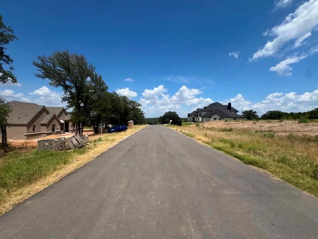 1013 Andy Ranch Court, Azle