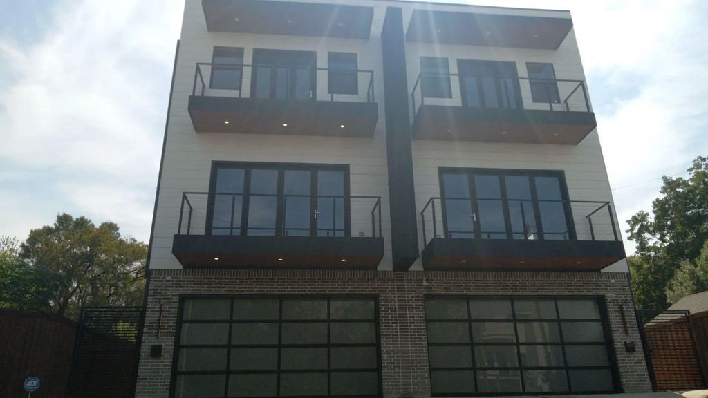 1820 Pollard Street, Dallas