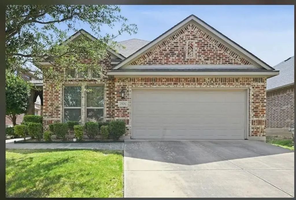 2528 Open Range Drive, Fort Worth