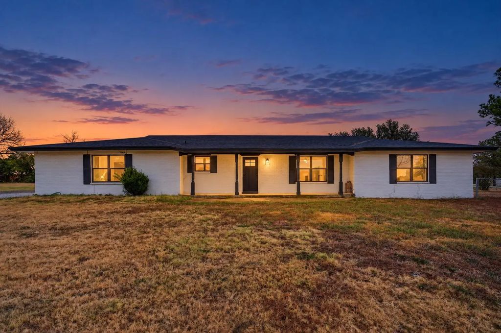 600 Lakeshore Boulevard, Oak Point