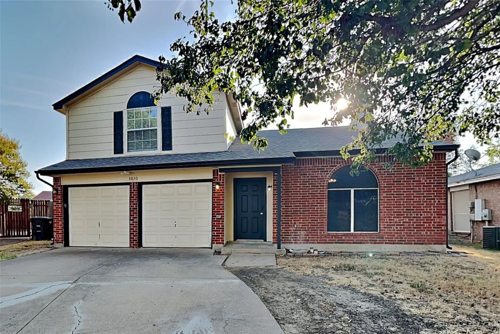 8820 Quarry Circle, Fort Worth