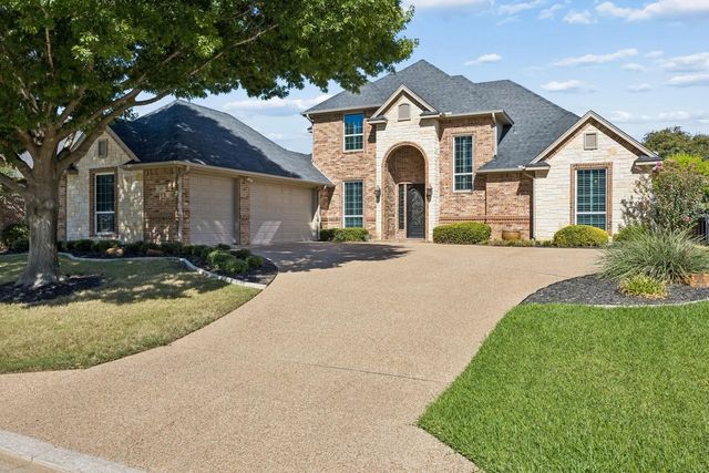 837 Thomas Crossing Drive, Fort Worth