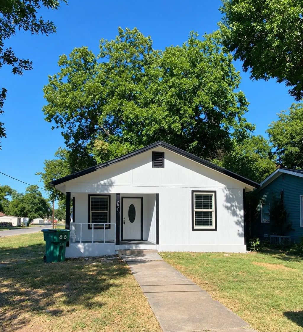 2020 S Branch Street, Sherman