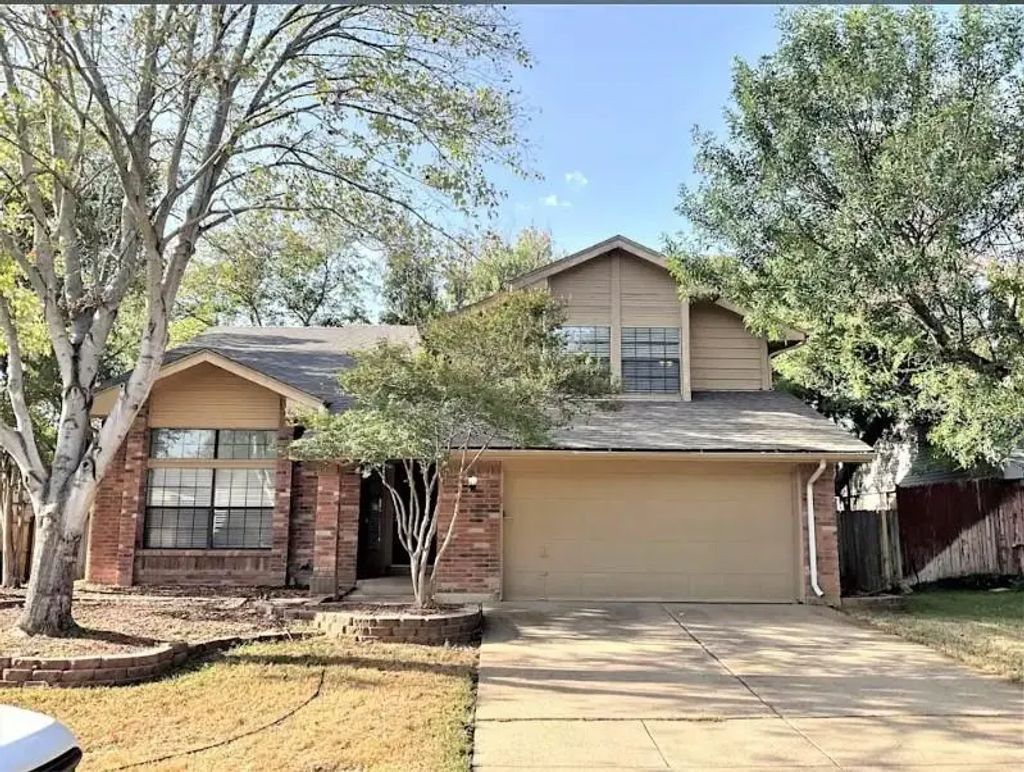 2117 Cold Springs Drive, Arlington