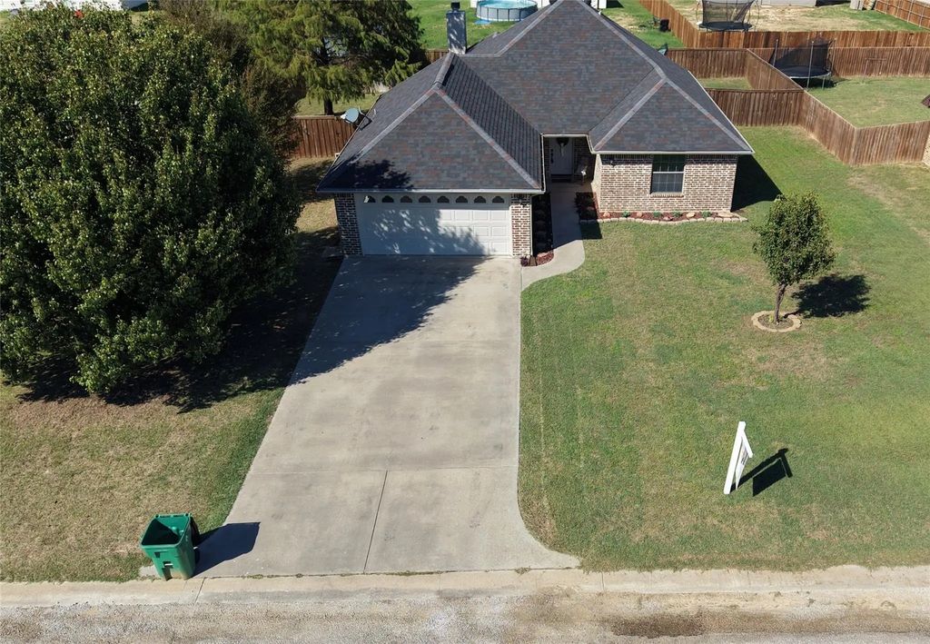 215 Ashley Street, Alvord