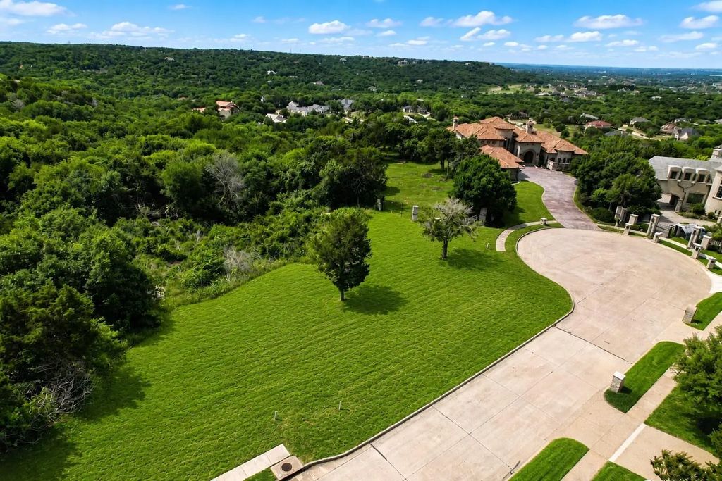 2132 Grand View Court, Cedar Hill