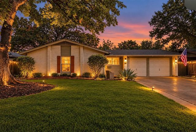 306 W Northgate Drive, Irving