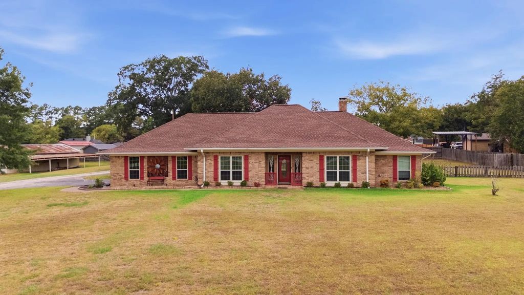11206 Timber Creek Circle, Tyler