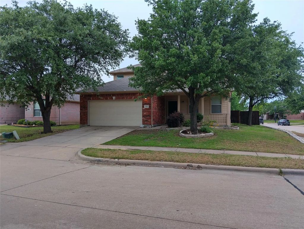 1133 Mockingbird Drive, Aubrey