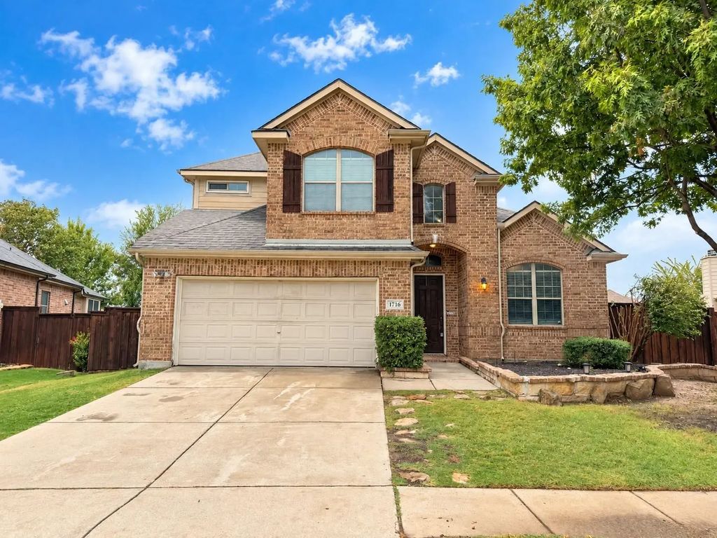 1716 Lake Wood Trail, Little Elm