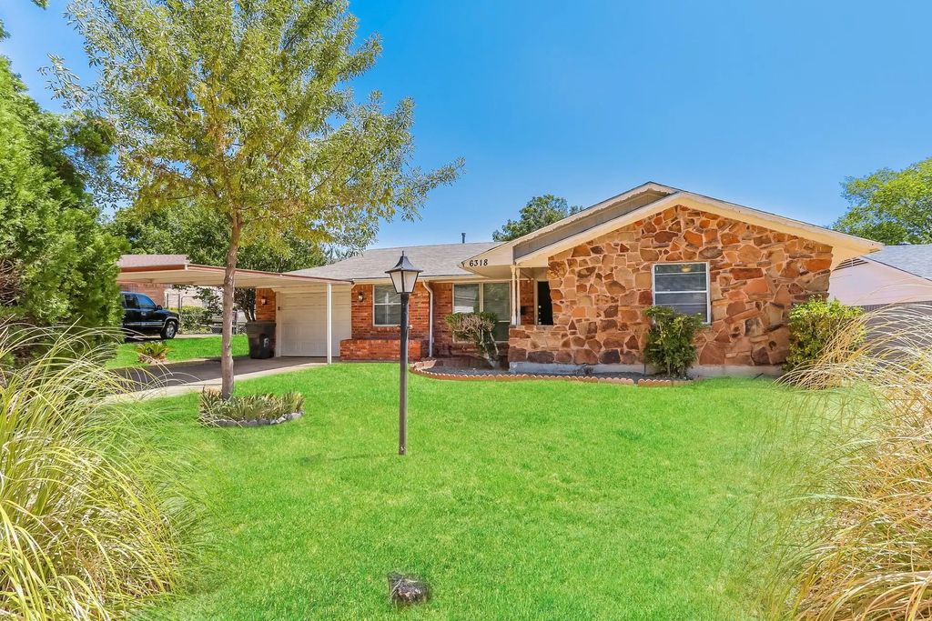 6318 Songwood Drive, Dallas