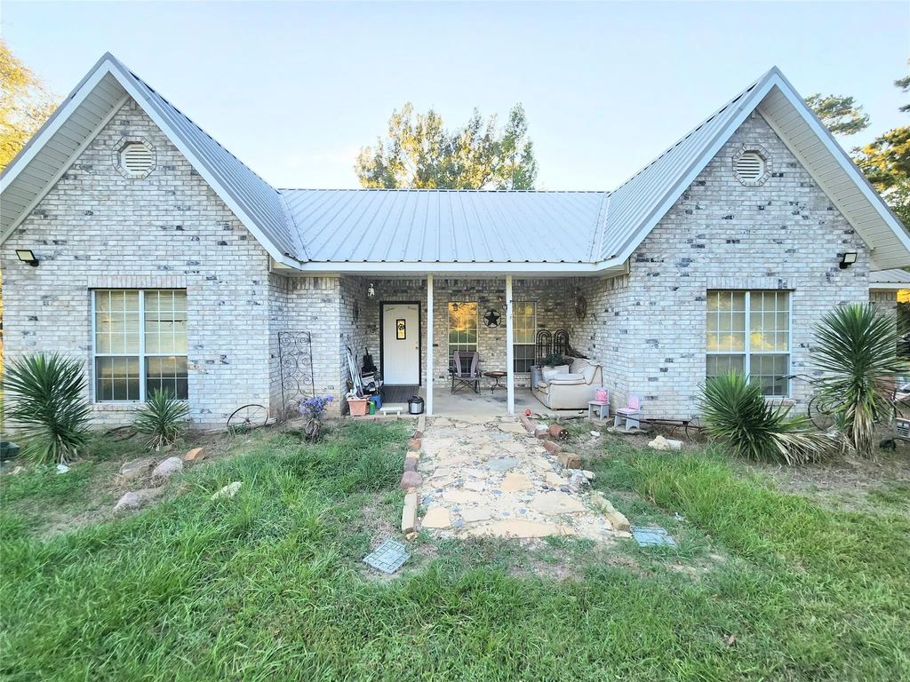 8284 Fm 92 S, Woodville