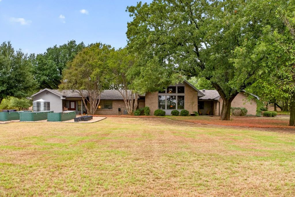 9920 County Road 603, Burleson