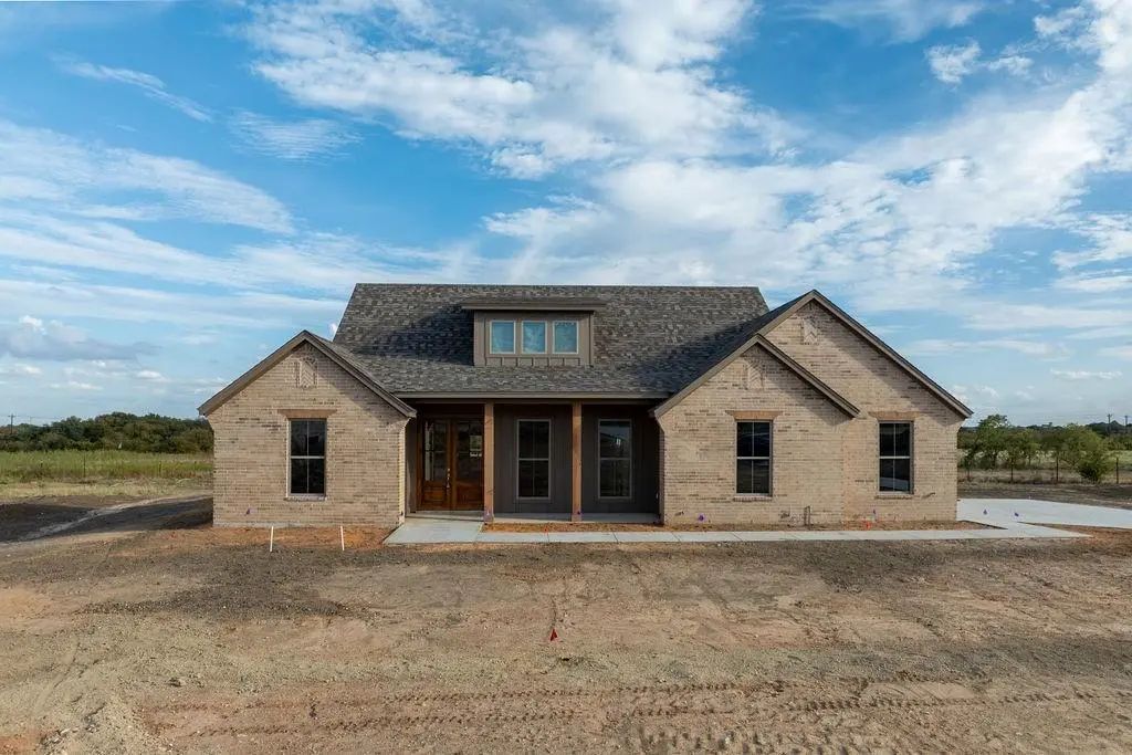 1028 Don Eve Court, Azle