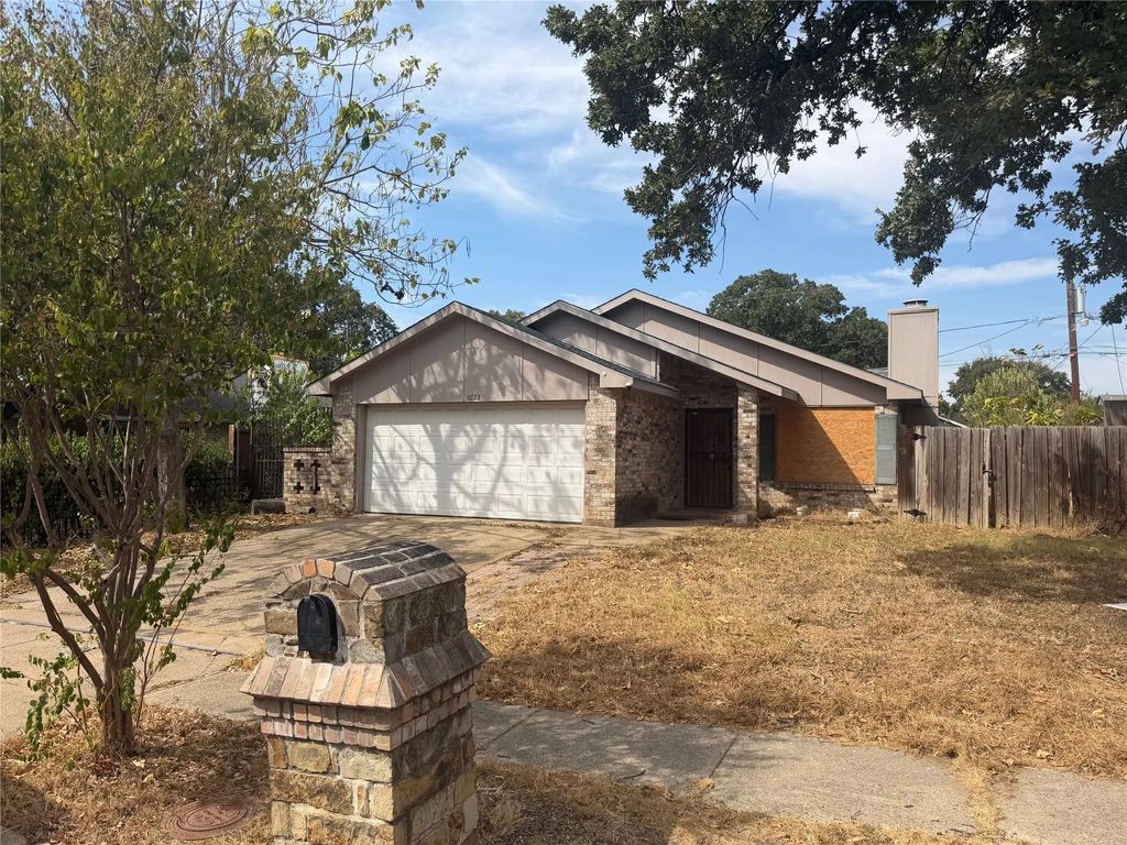 10823 Addie Road, Dallas