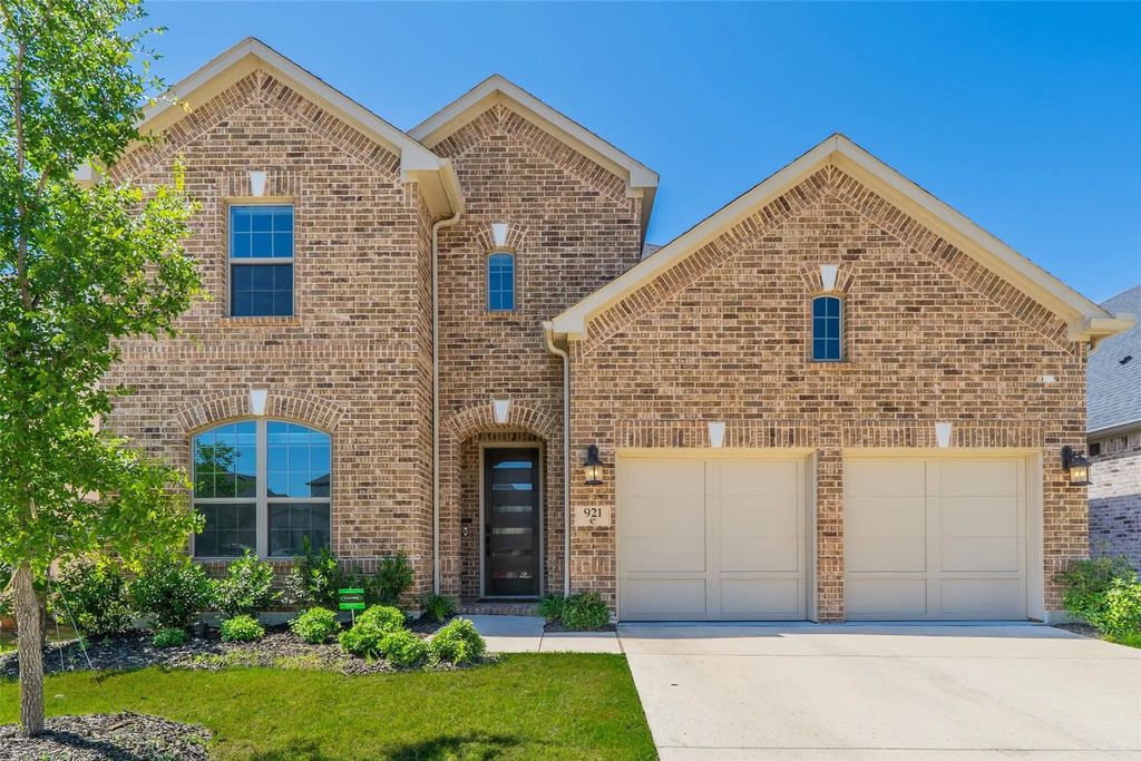 921 Bayberry Drive, Northlake