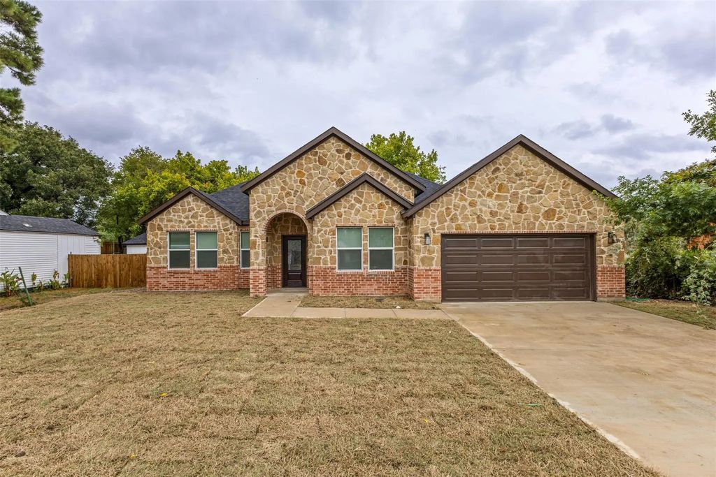 907 Howard Street, Seagoville