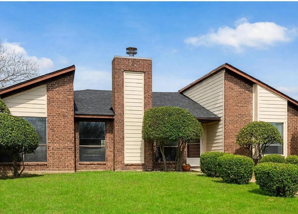 1341 Seabrook Drive, Plano