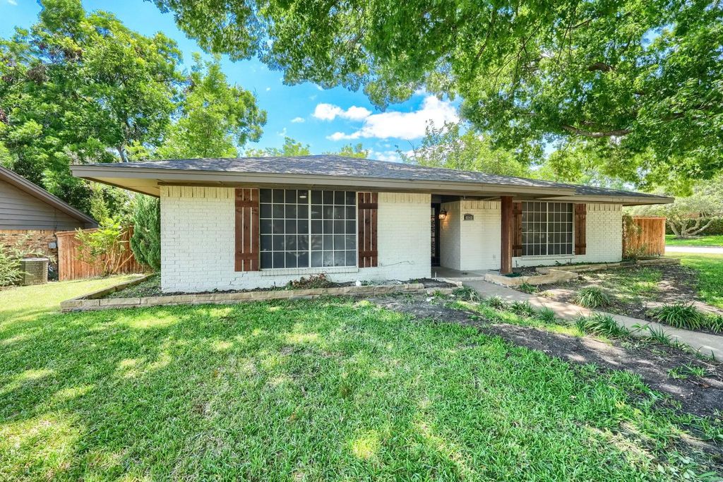 4049 Alicante Avenue, Fort Worth