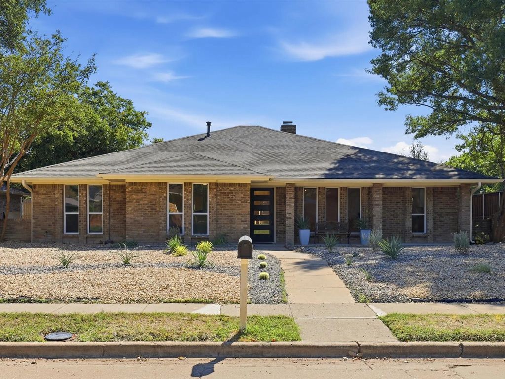 2500 Teakwood Lane, Plano