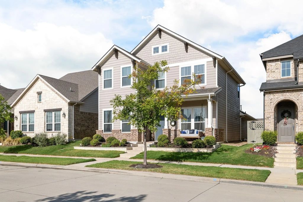 816 Pearl Place, Northlake