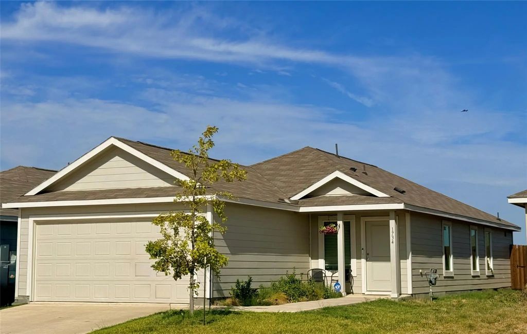 1734 Horizons Hill, Crandall