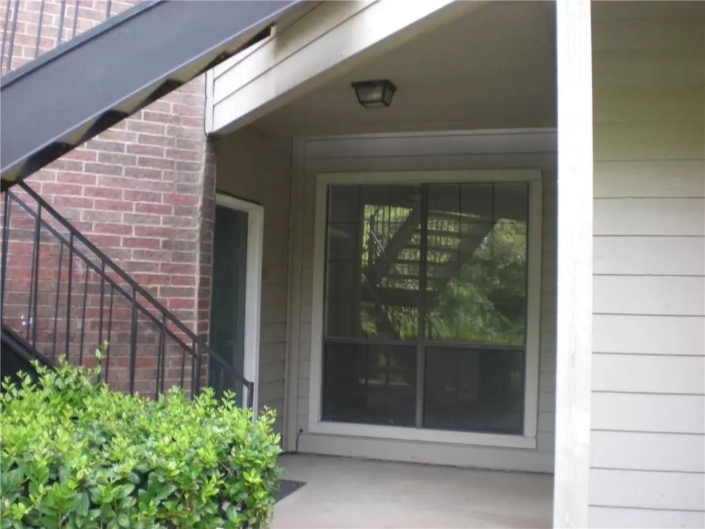 8545 Midpark Road 65, Dallas