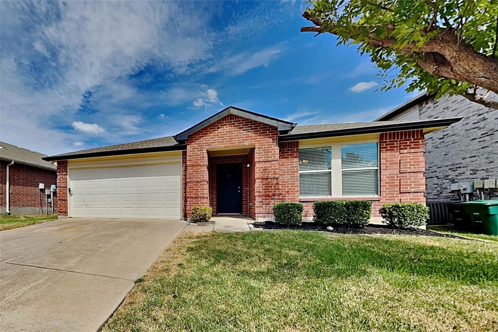 5313 Emmeryville Lane, Fort Worth