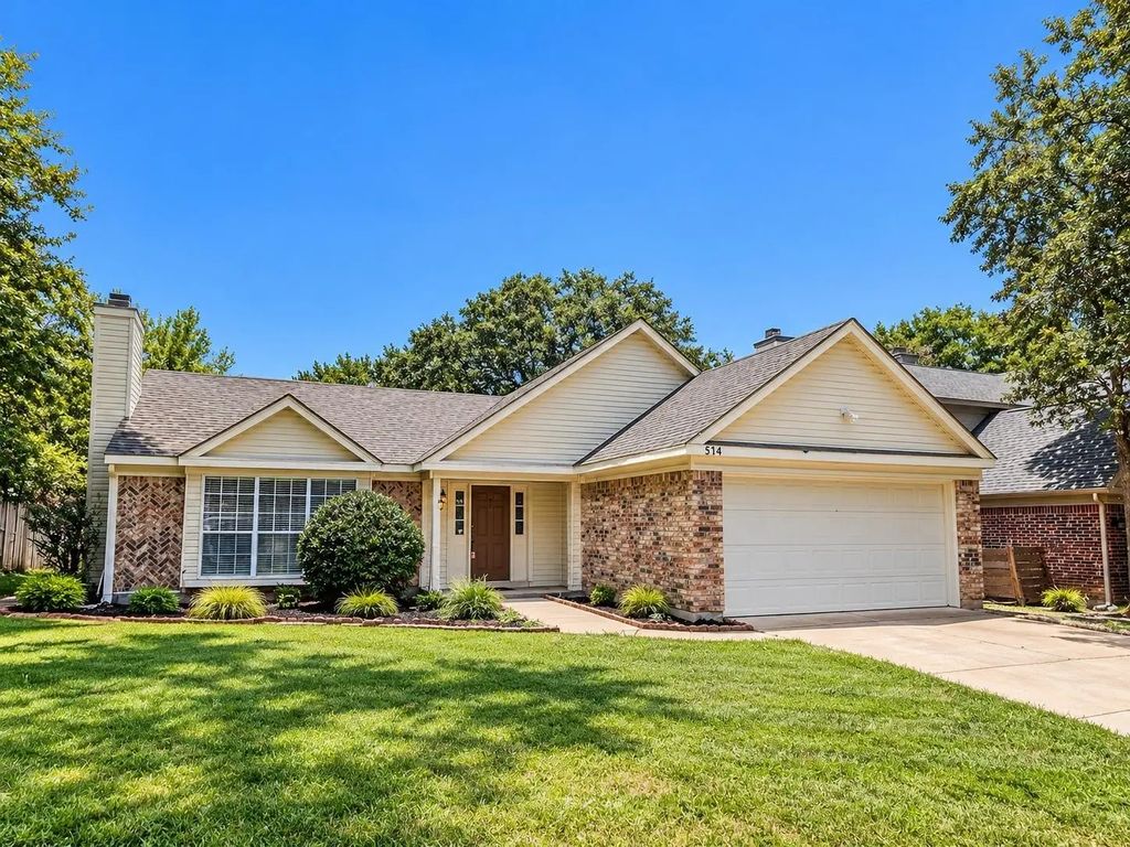 514 Briarcroft Drive, Grapevine