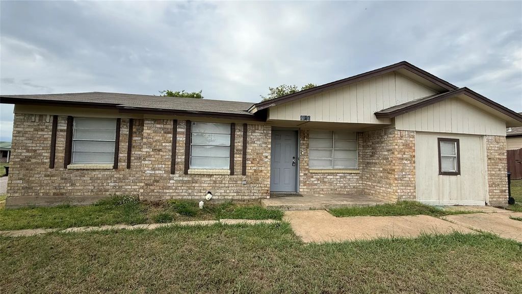 4916 Mcdougal Street, Greenville