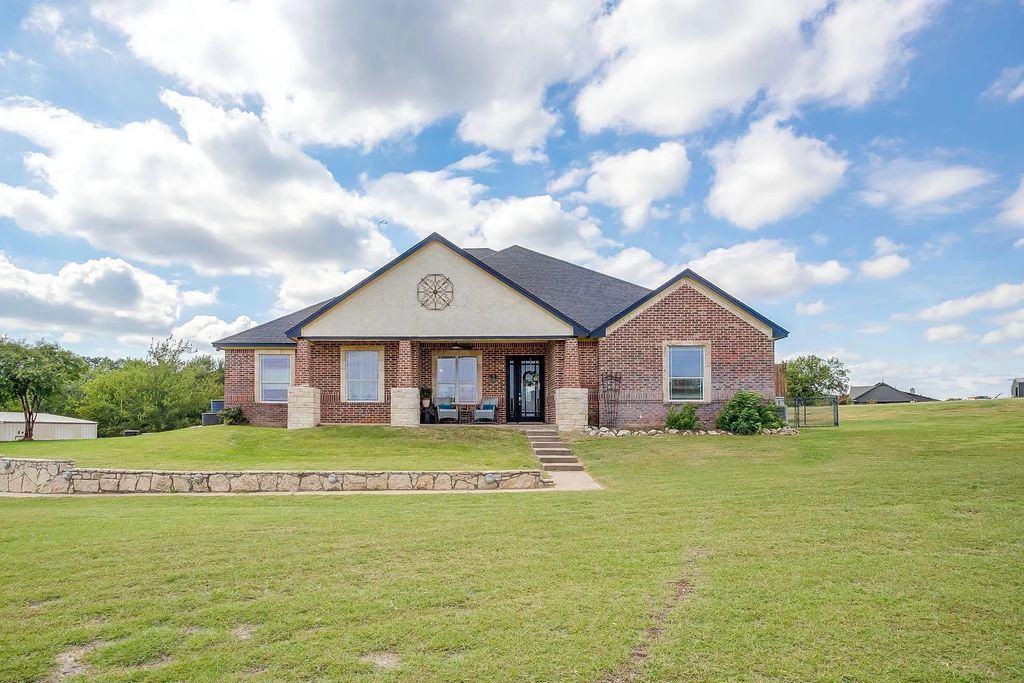 124 Stonewick Drive, Cresson