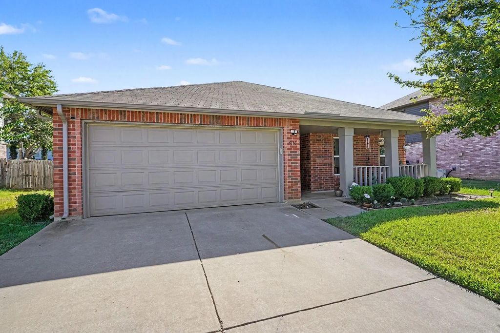 3136 Pine Valley Drive, Grand Prairie