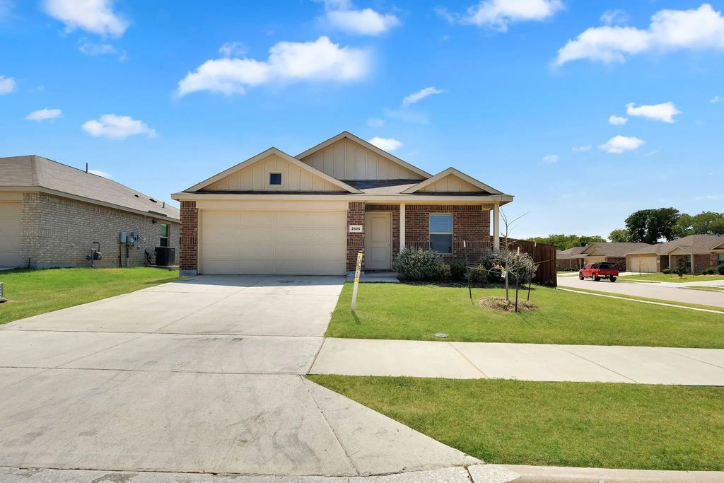 2804 Eppright Drive, Little Elm