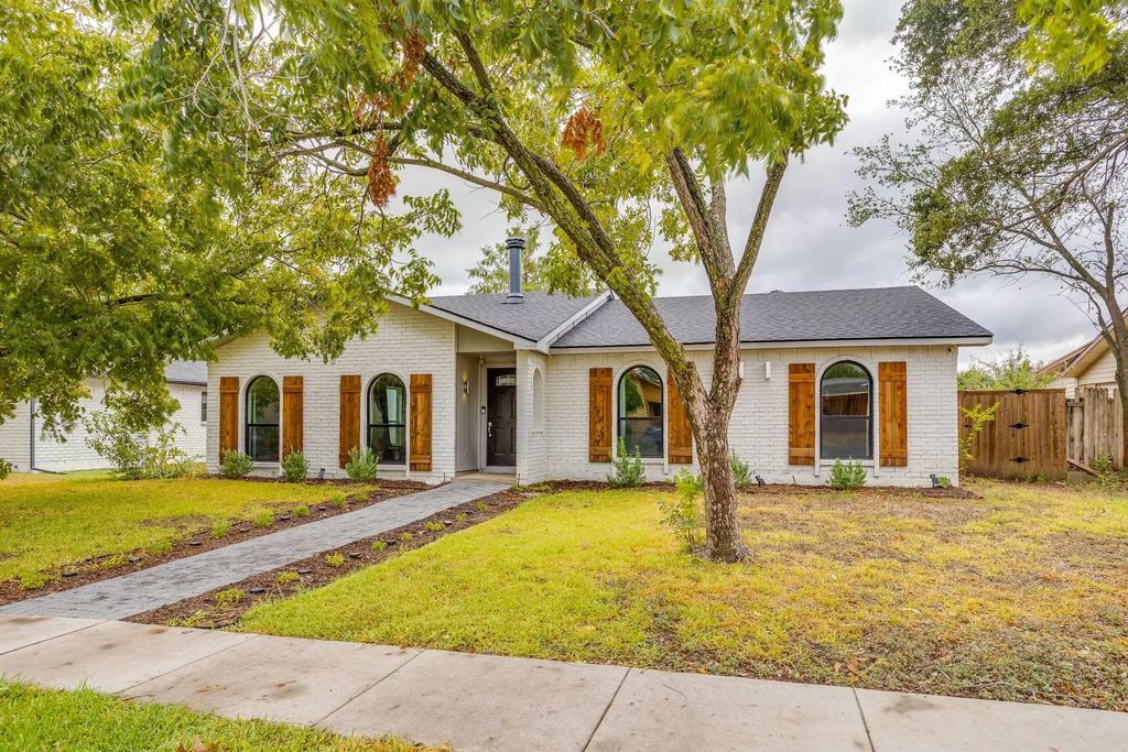 2101 Alder Trail, Grand Prairie