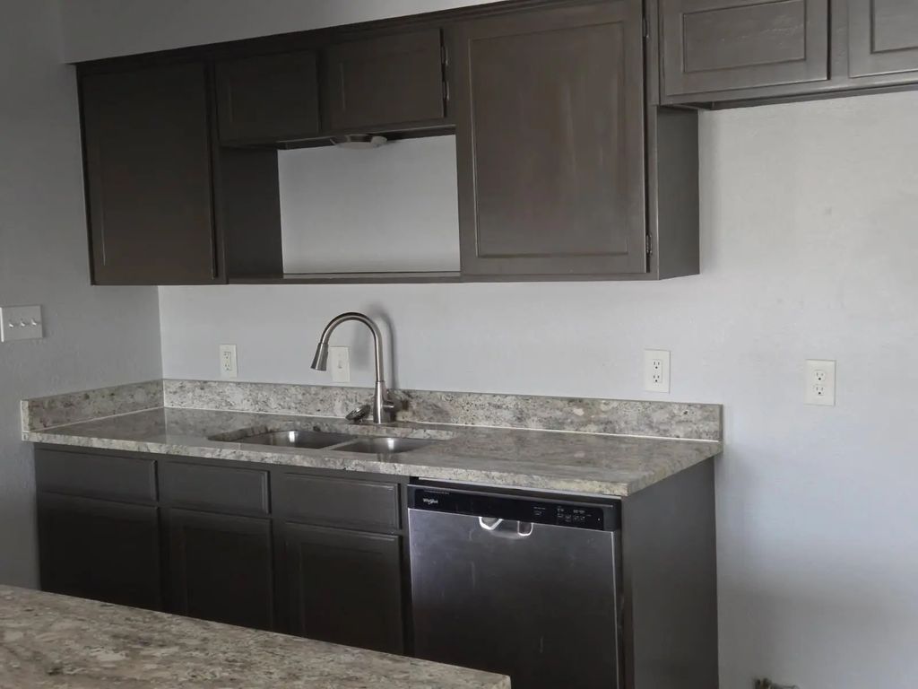 7210 Ne Loop 820, North Richland Hills