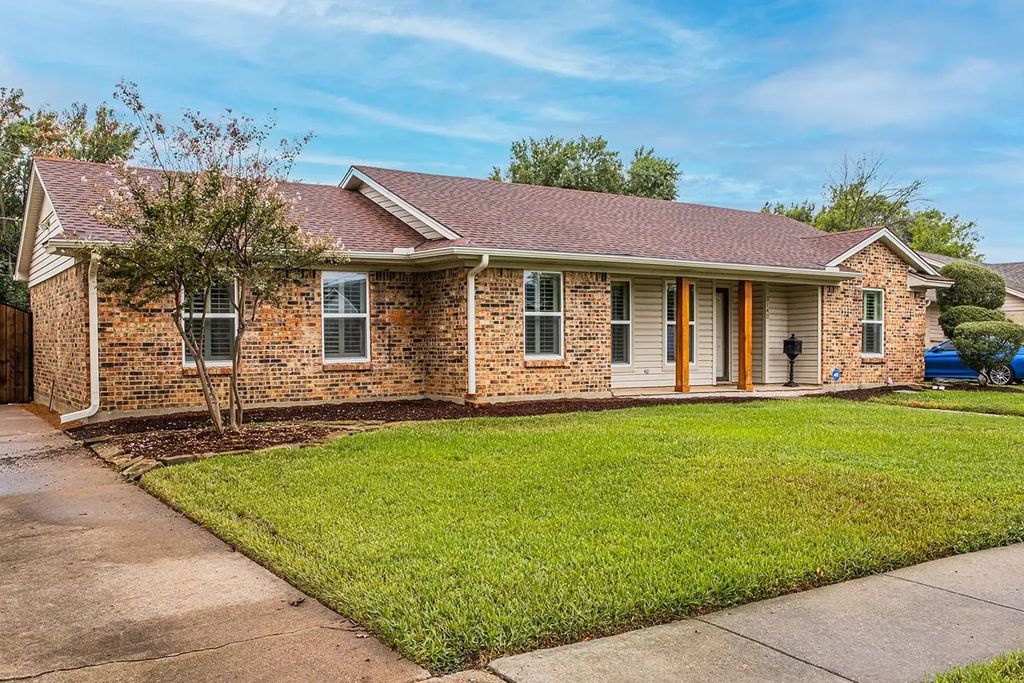 3140 La Kenta Circle, Farmers Branch
