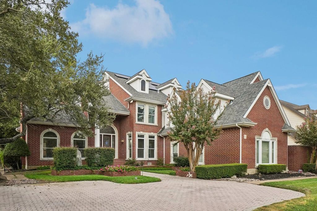 32 Victoria Drive, Rowlett