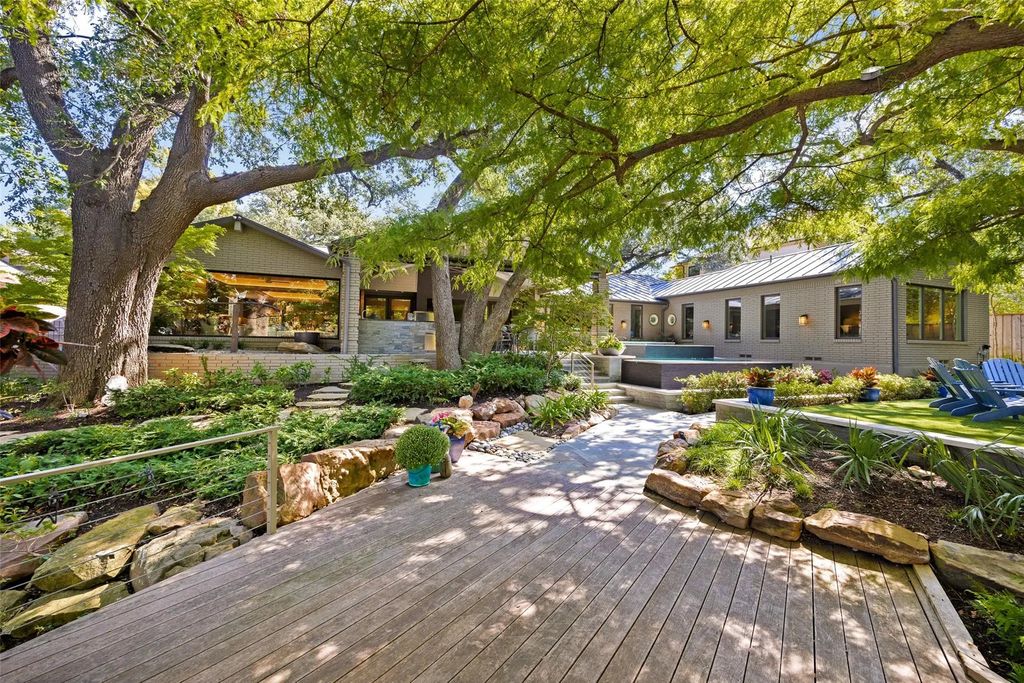 11117 Eastview Circle, Dallas
