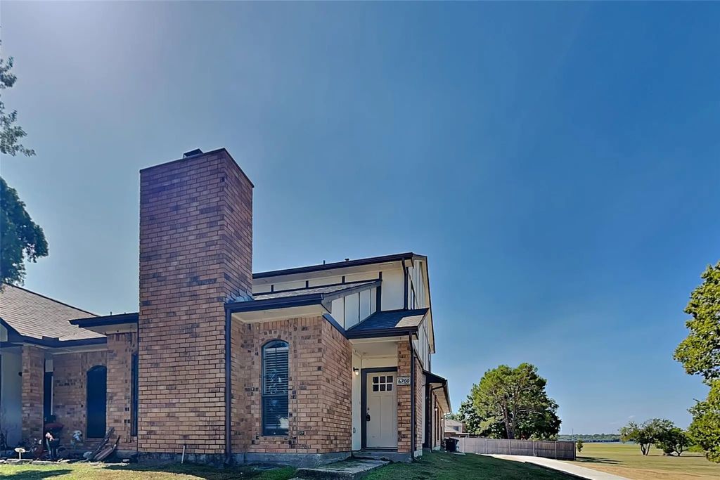 6700 Alissa Drive, Rowlett
