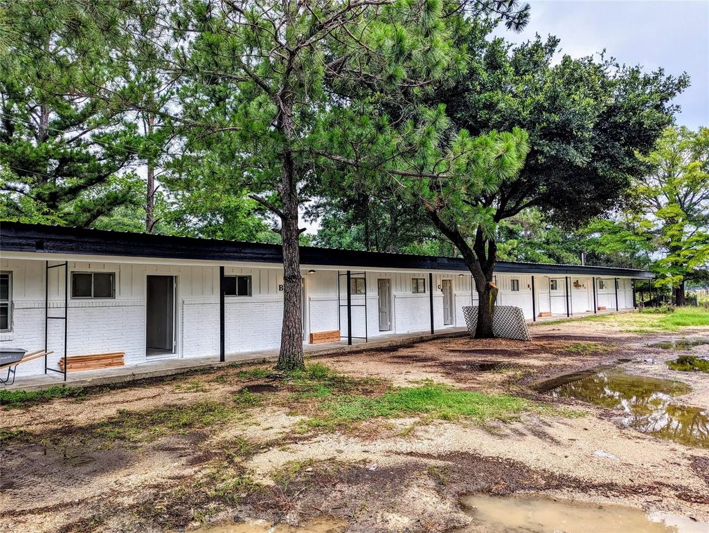 1210 Fm 667, Purdon