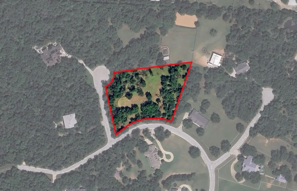 2300 Spring Mountain Road, Cross Roads