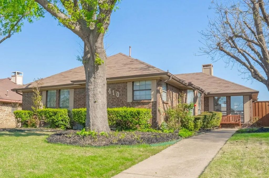 410 W Oak Street, Wylie